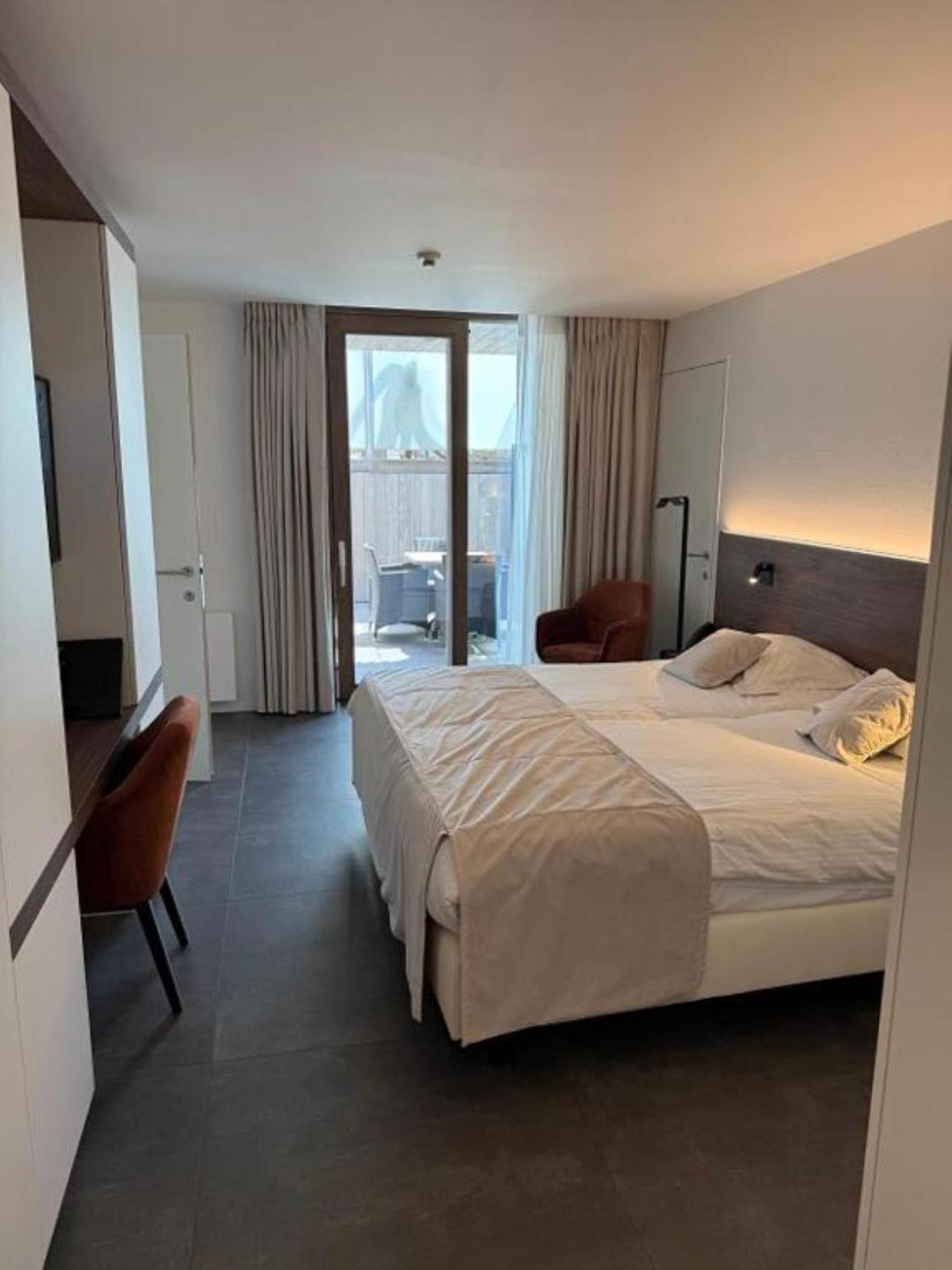 Garden Connected room – SAT room